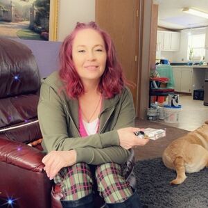 Meet your Posher, Dena